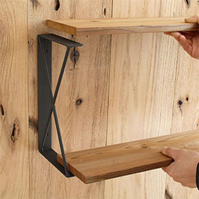 1 000円以下 おしゃれな棚受けを御紹介 アイアン調の棚受け金具がこの値段で買える Diyで作るオシャレインテリア 金曜大工